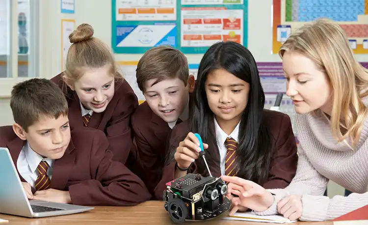 Cmxelcs Microbit Car Kit STEM Education